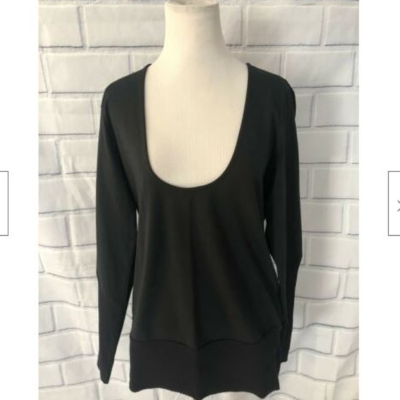 adidas Tops - Adidas Long Sleeve Top Sz M Deep Scoop Low Black